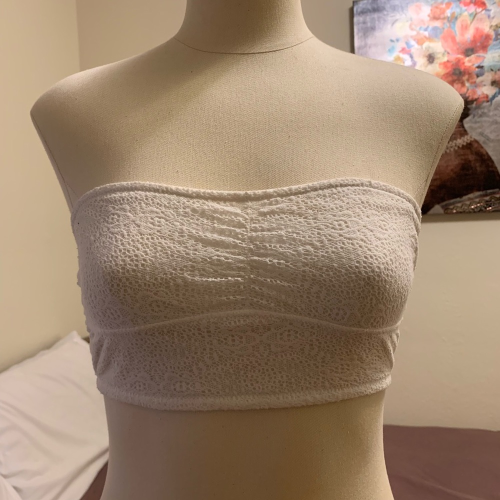 Lace bandeau.